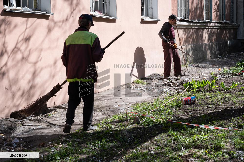 Russian troops launch massive overnight strike on Kyiv