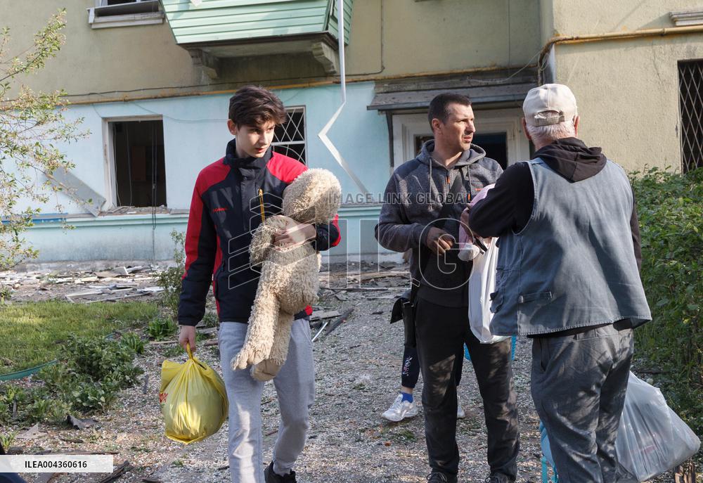 Russian troops launch massive overnight strike on Kyiv