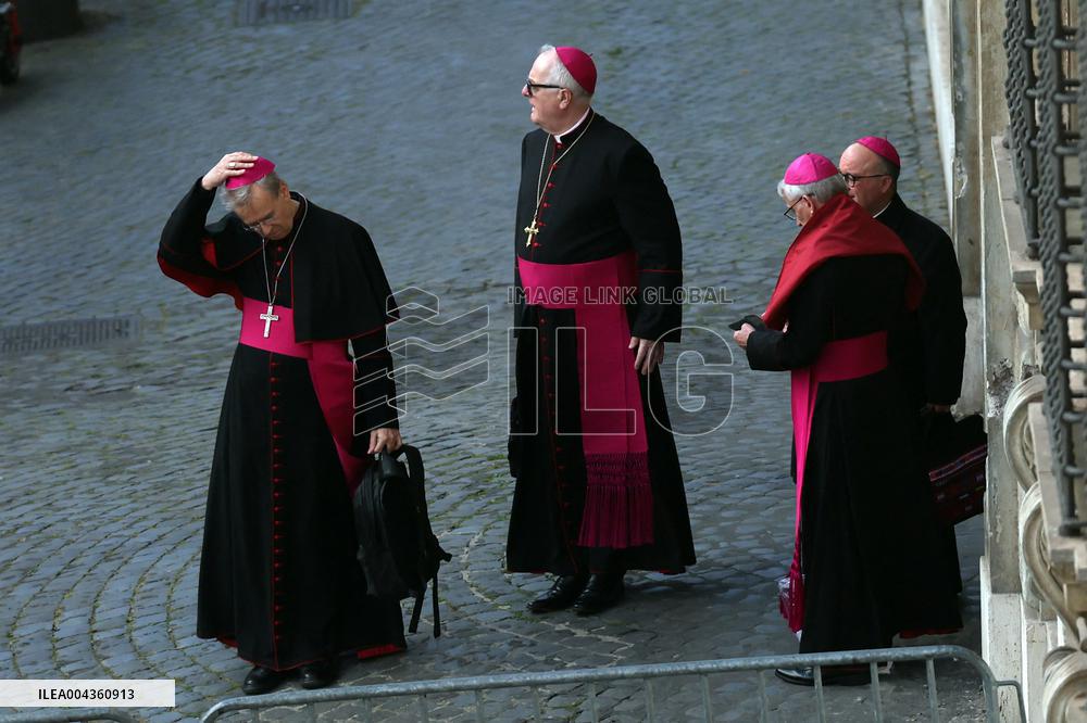 The faithful and priests wait on the steps of St Peter s Basilica for the Funeral of Pope Francis