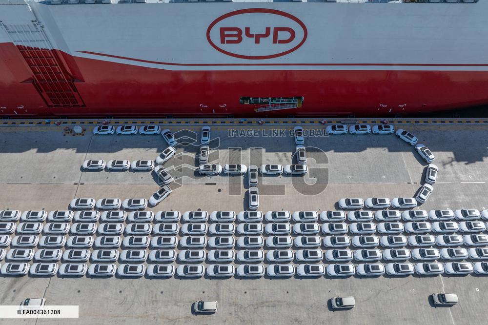 World Largest Car Carrier BYD Shenzhen