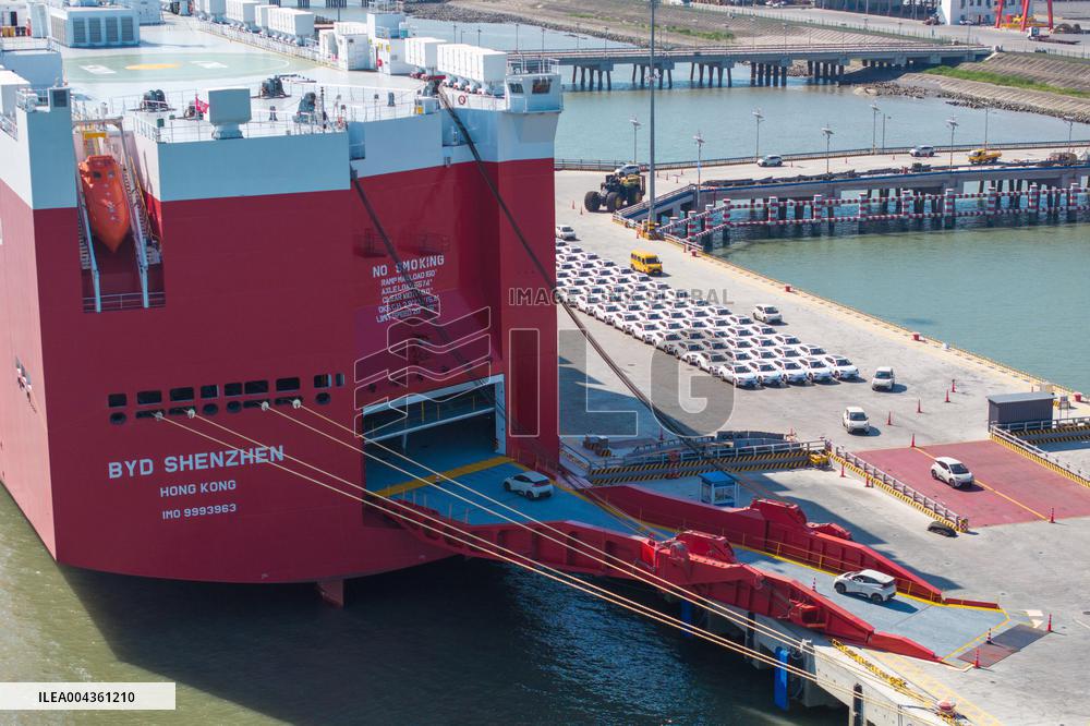 World Largest Car Carrier BYD Shenzhen