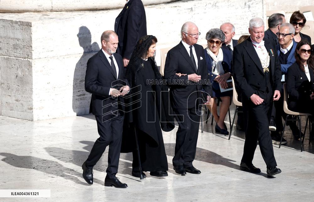 Royals Arrive For The Funeral of Pope Francis - Vatican