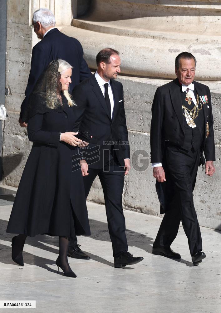Royals Arrive For The Funeral of Pope Francis - Vatican