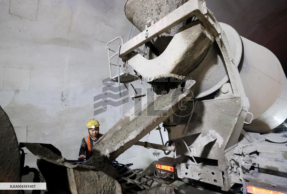 Guangxi Rongfu Expressway Tunnel Connection