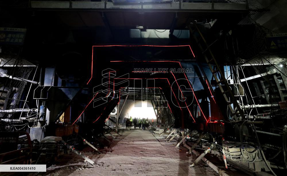 Guangxi Rongfu Expressway Tunnel Connection