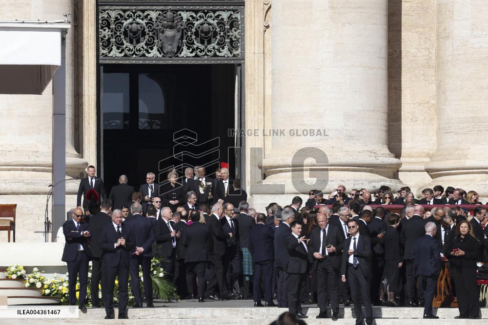 World Leaders Attend Pope s Funeral Mass - Vatican