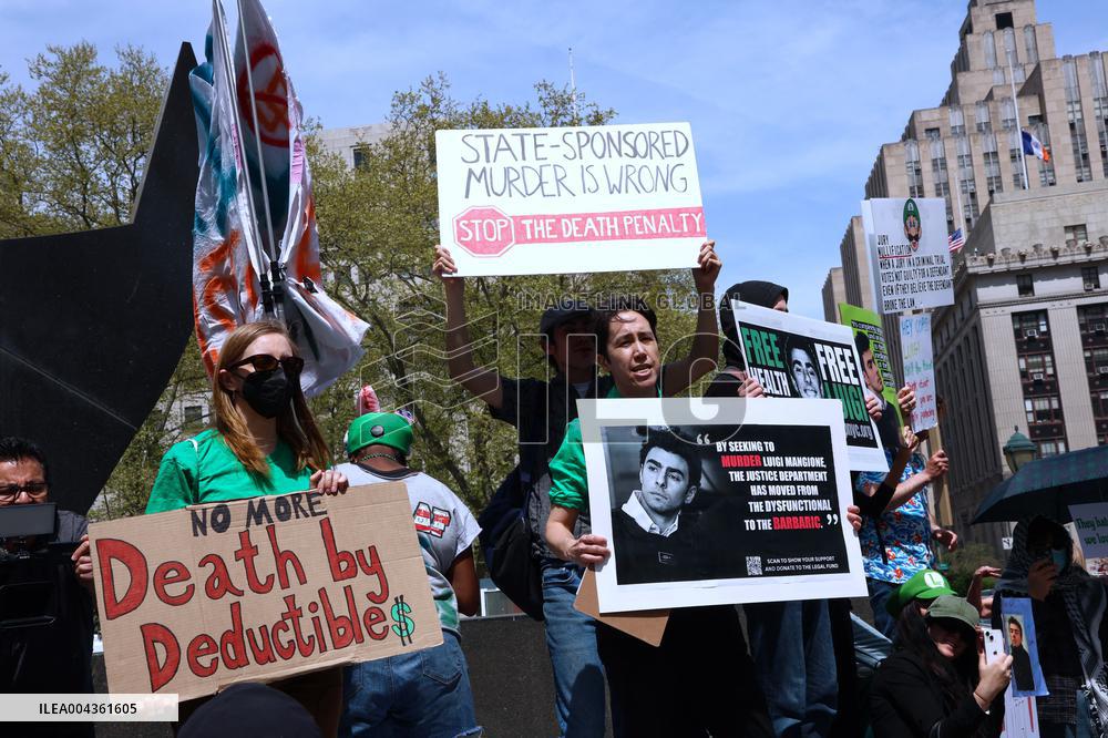Luigi Mangione at the Federal Court - NYC