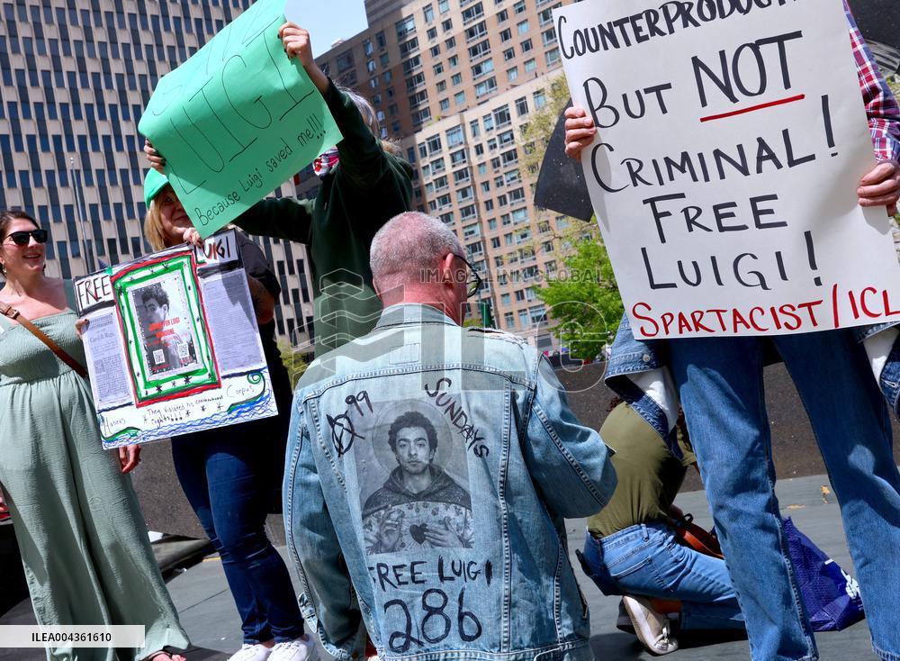 Luigi Mangione at the Federal Court - NYC