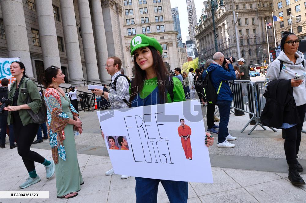 Luigi Mangione at the Federal Court - NYC