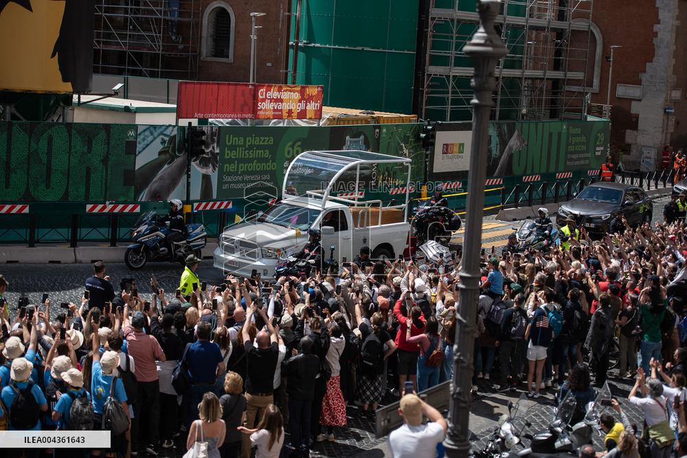 The Funeral Procession of Pope Francis - Rome