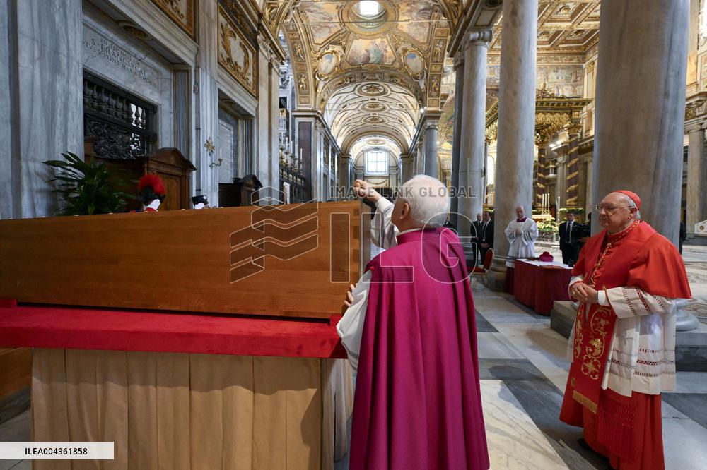 Burial of Pope Francis At Santa Maria Maggiore Basilica - Rome