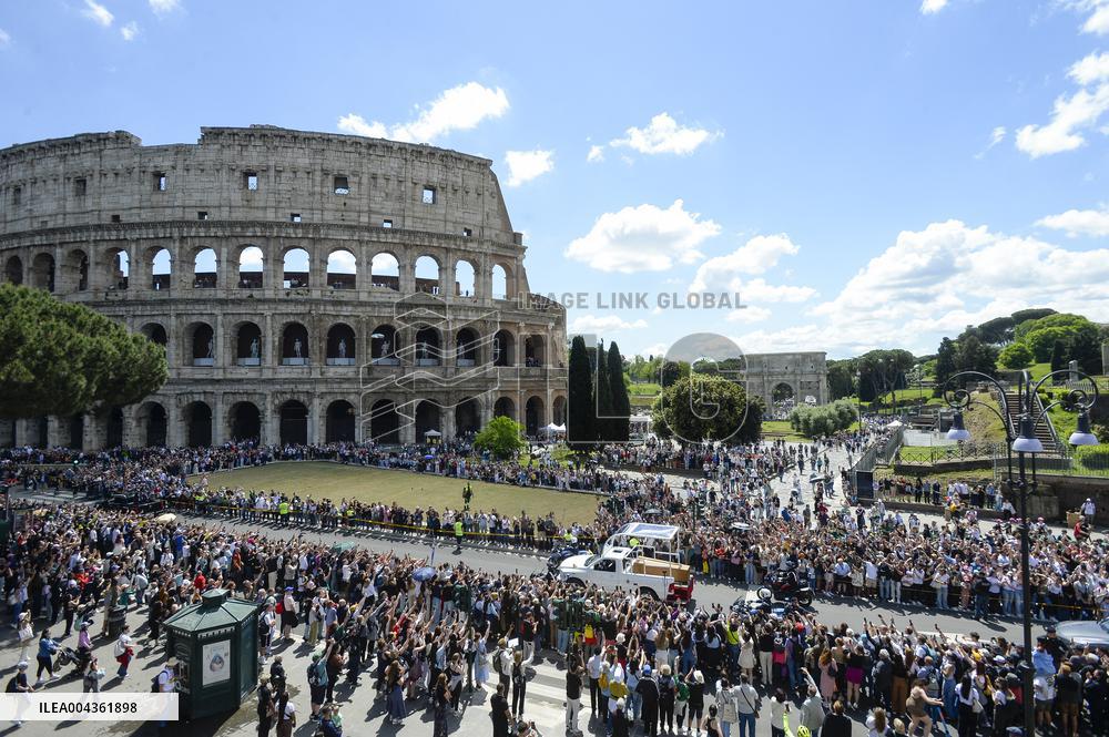The Funeral Procession of Pope Francis - Rome