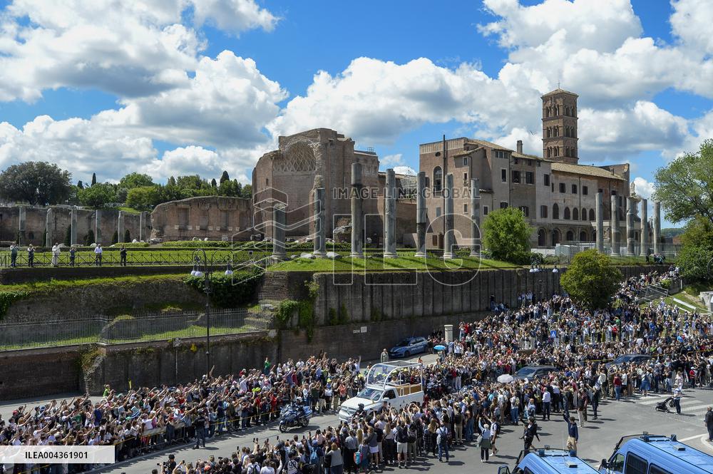 The Funeral Procession of Pope Francis - Rome