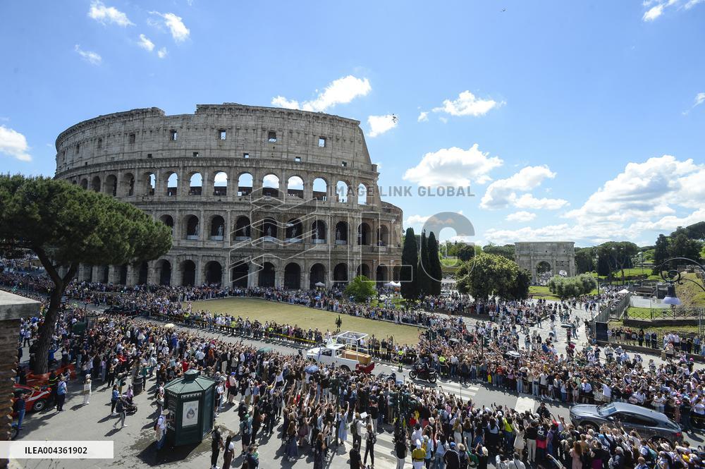 The Funeral Procession of Pope Francis - Rome