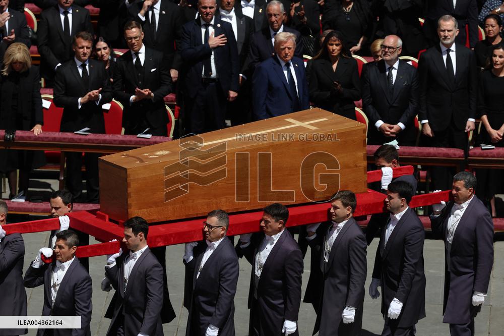 World Leaders During The Passage Of The Coffin Of Pope Francis - Vatican