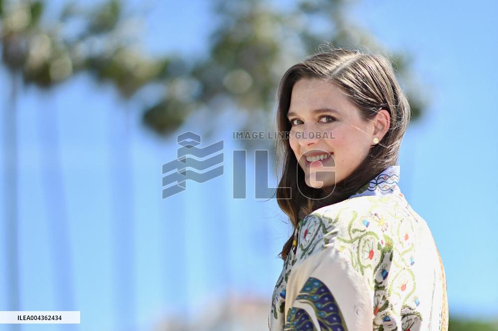 8th Canneseries - L Over Photocall