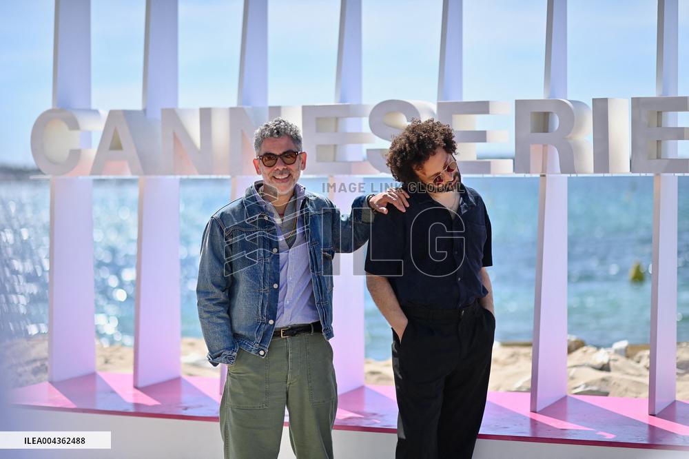 8th Canneseries - A La Poursuite Du Rougail Saucisses Photocall -