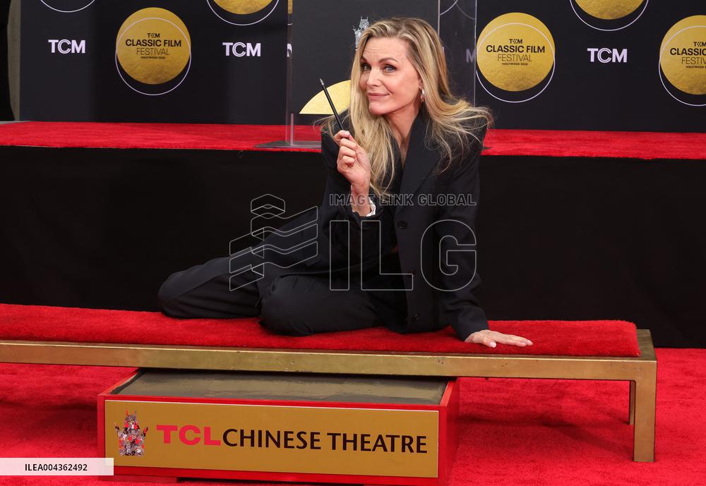 ichelle Pfeiffer Handprints and Footprints Ceremony - LA