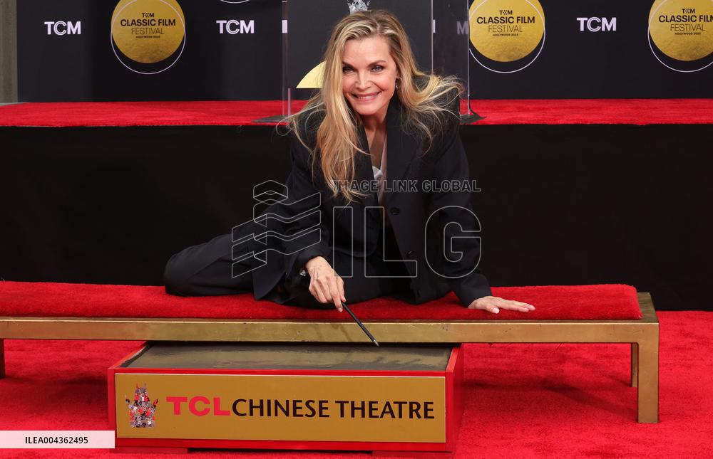 ichelle Pfeiffer Handprints and Footprints Ceremony - LA