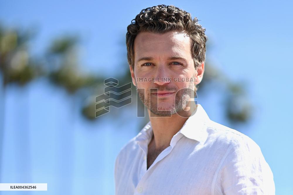 8th Canneseries - Ici Tout Commence Photocall