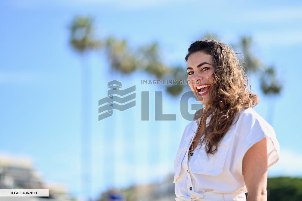 8th Canneseries - Aspergirl Photocall