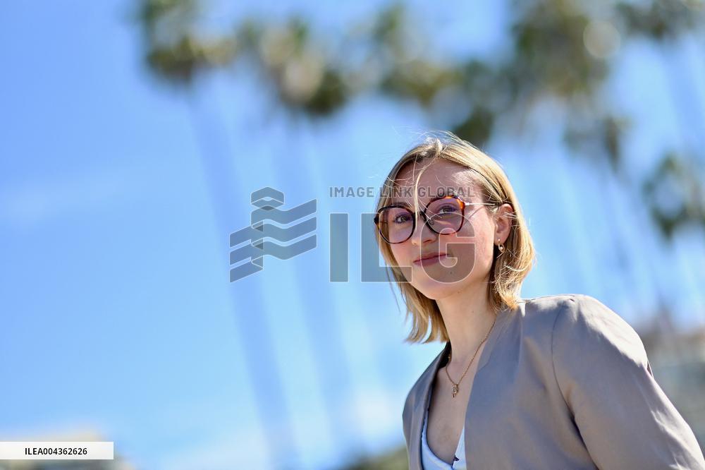 8th Canneseries - Aspergirl Photocall