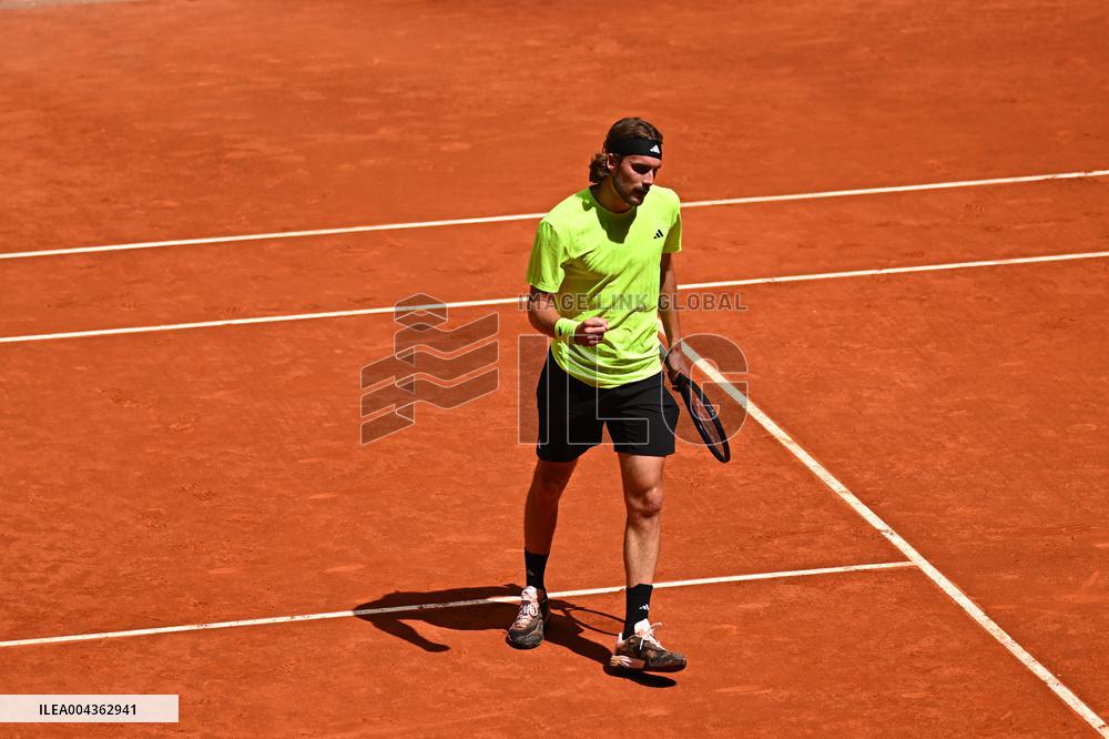 Mutua Madrid Open - Men s First Round