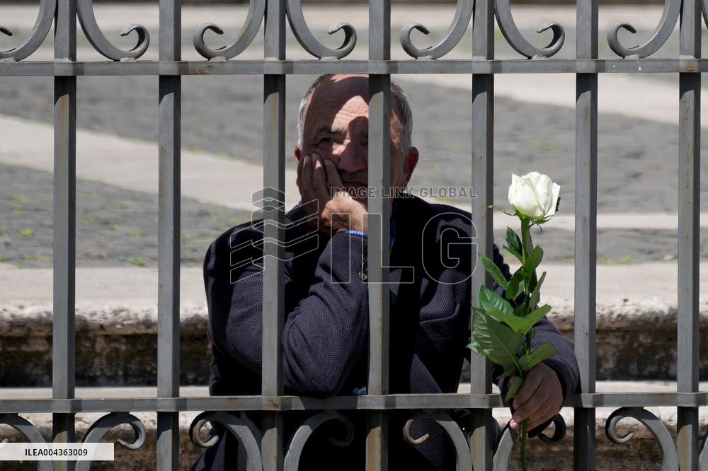Faithful Faces At The Funeral Of Pope Francis - Vatican