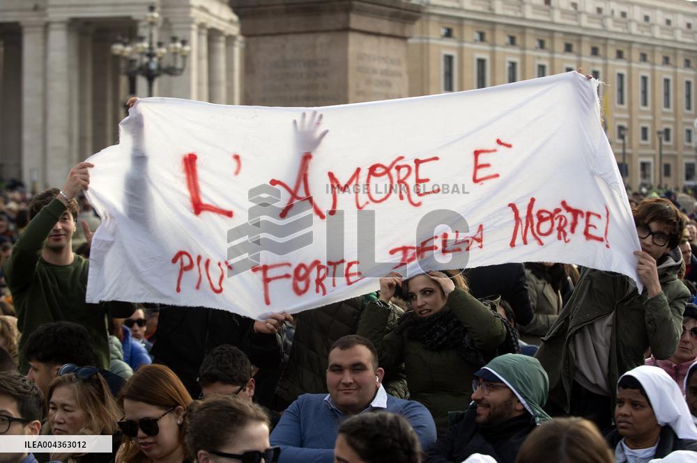 Faithful Faces At The Funeral Of Pope Francis - Vatican