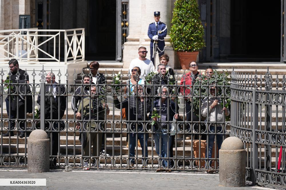 Faithful Faces At The Funeral Of Pope Francis - Vatican