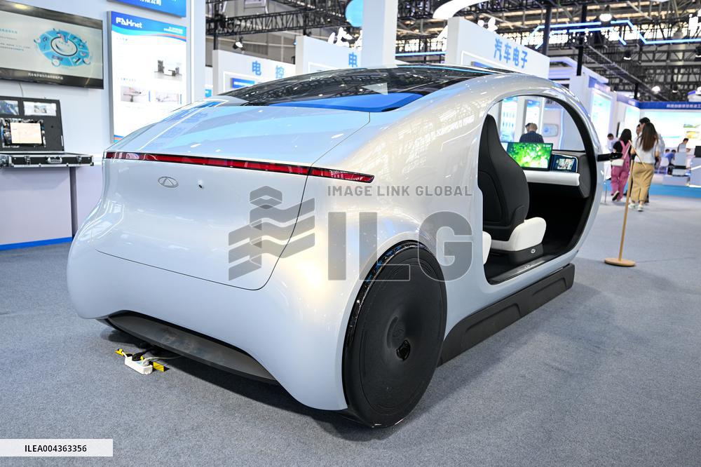 Chery AI High-performance Extreme Intelligent Super-body Cockpit