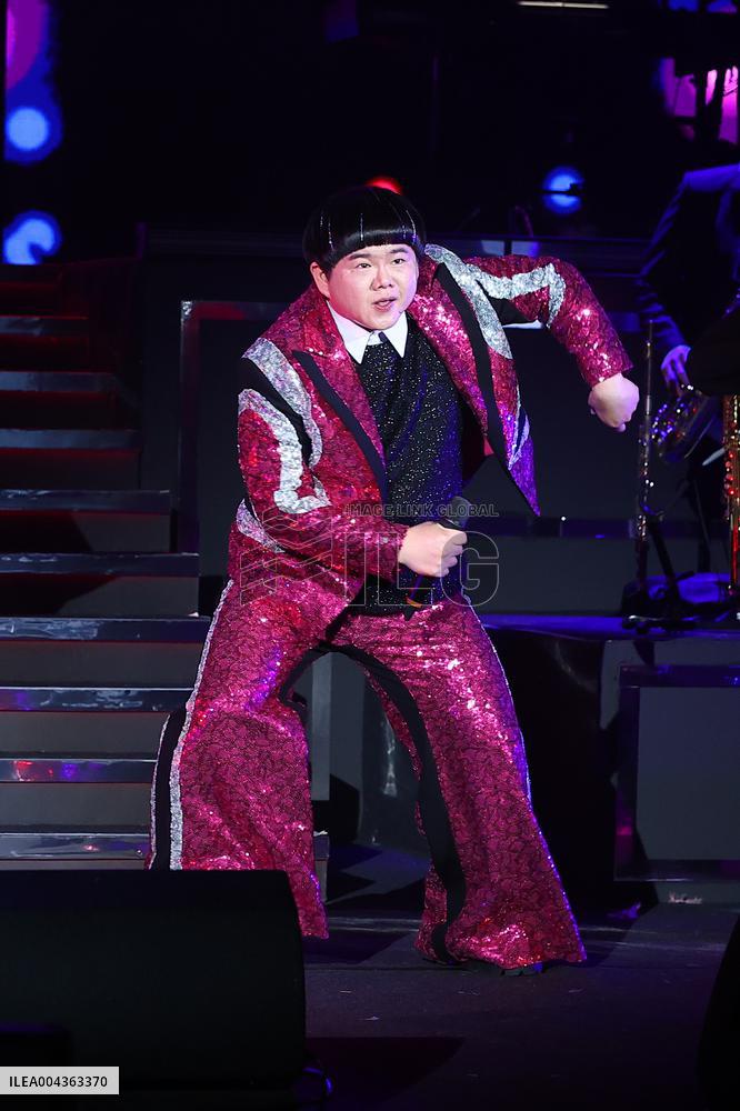 Taiwanese singer Lin Yu Qun