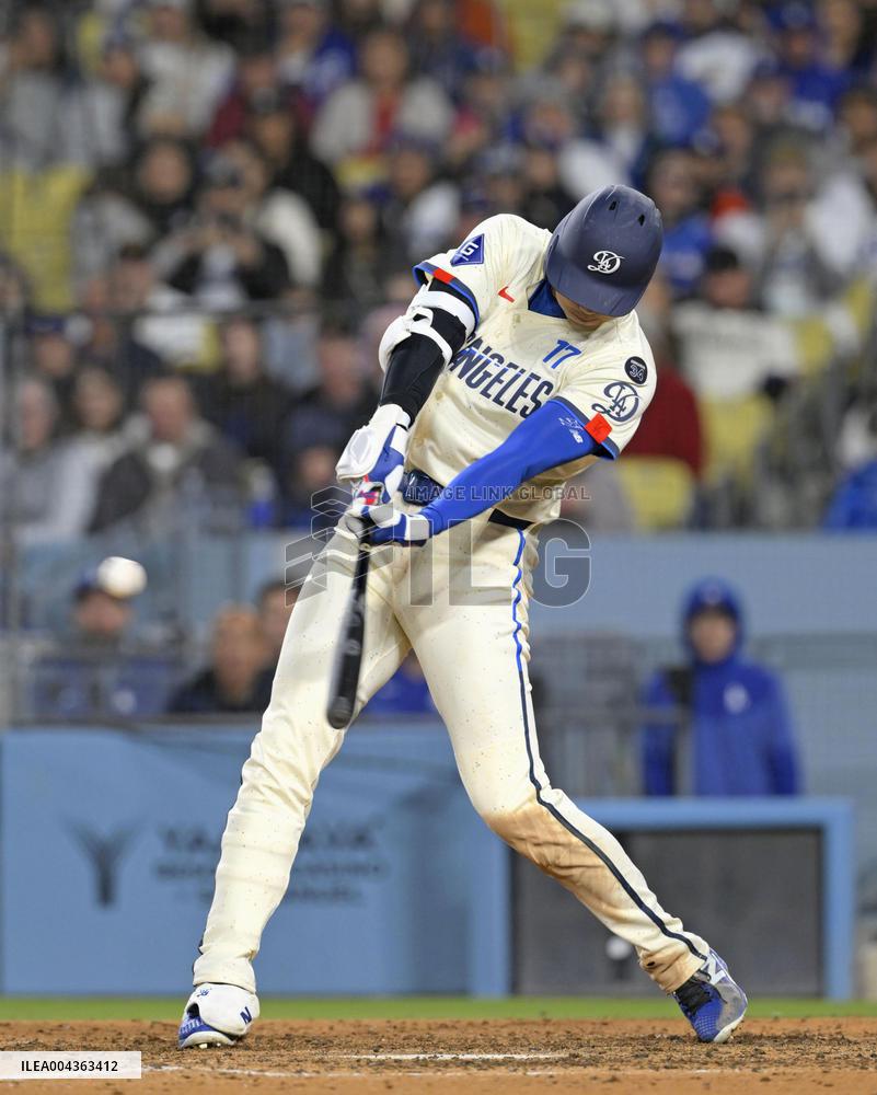 Baseball: Pirates vs. Dodgers