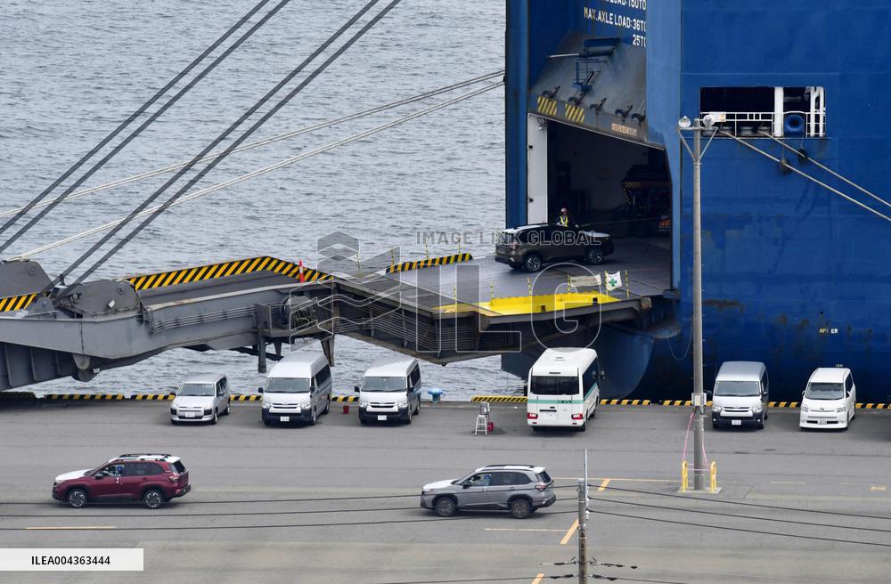 Foreign-bound vehicles