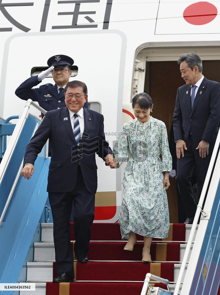Japan PM Ishiba arrives in Hanoi