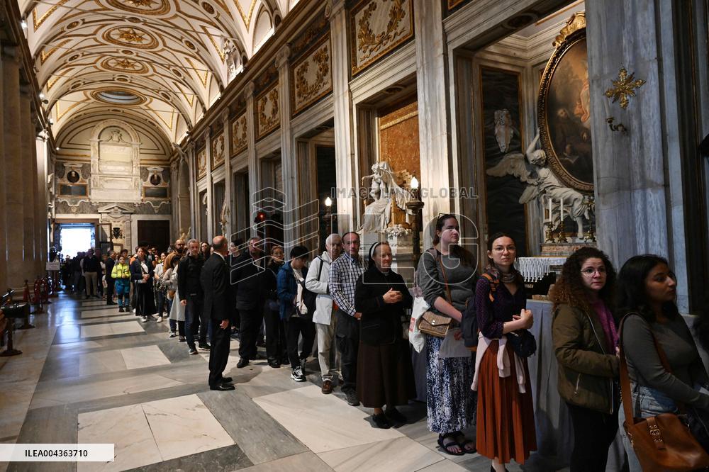 Tomb Of Pope Francis At Santa Maria Maggiore Basilica - Rome