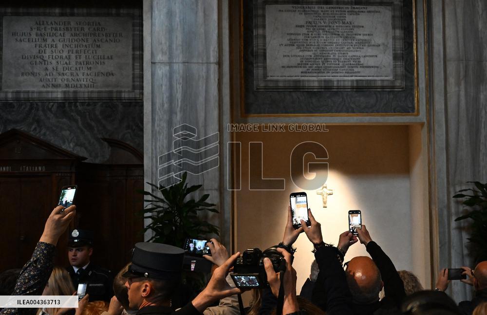 Tomb Of Pope Francis At Santa Maria Maggiore Basilica - Rome