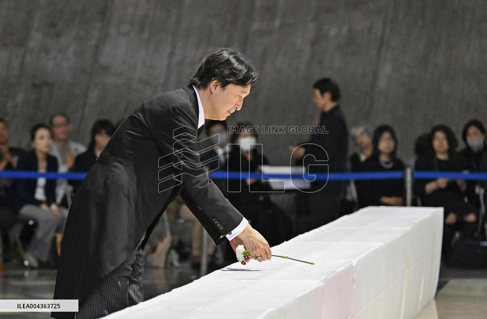 Mass held in Tokyo to mourn pope
