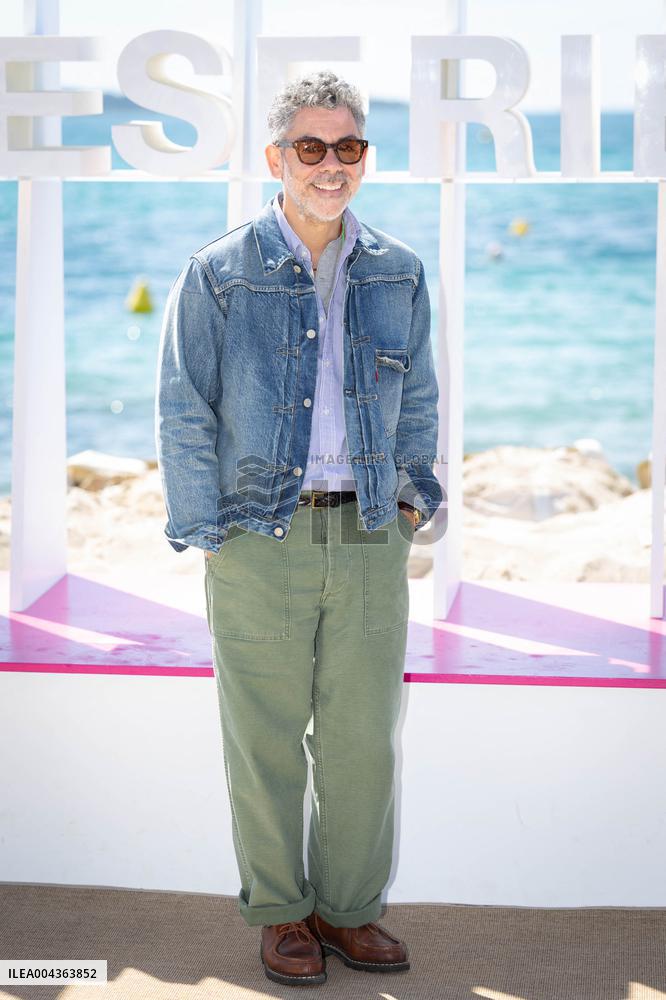 8th Canneseries - A La Poursuite Du Rougail Saucisse Photocall