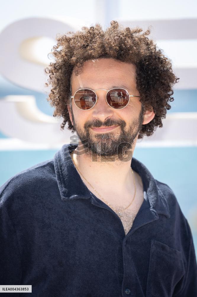 8th Canneseries - A La Poursuite Du Rougail Saucisse Photocall