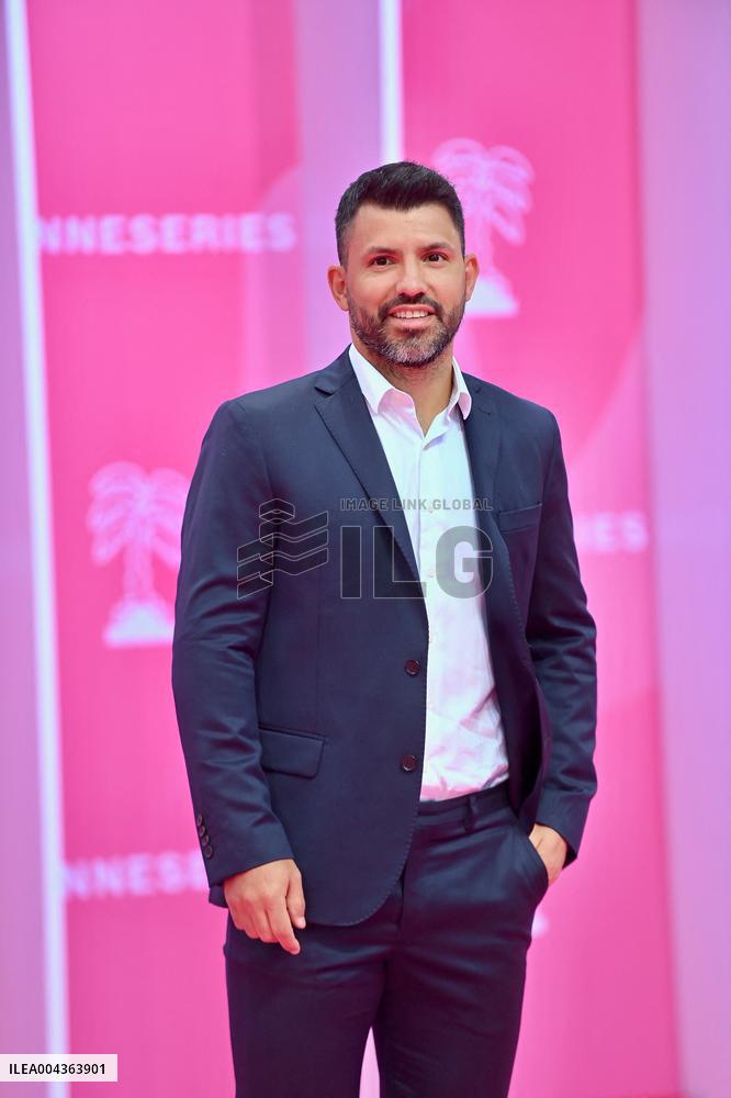 8th Canneseries - Pink Carpet