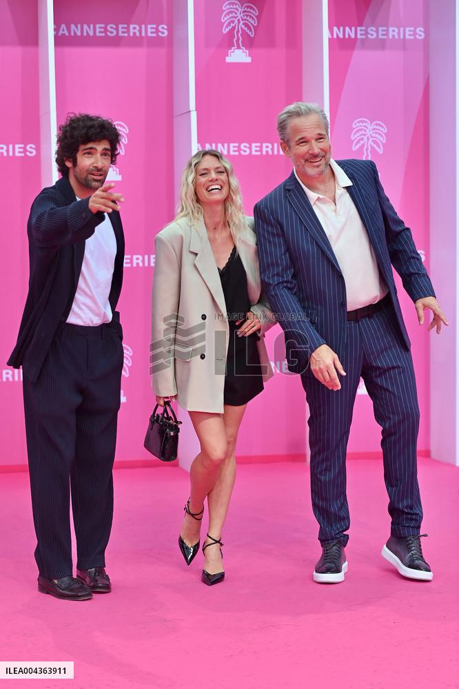 8th Canneseries - Pink Carpet