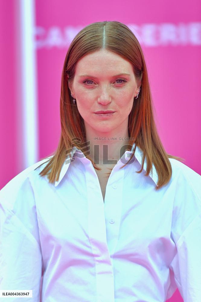 8th Canneseries - Pink Carpet