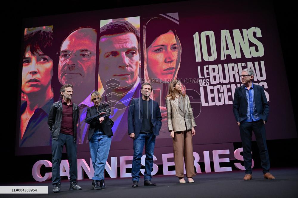 8th Canneseries - Pink Carpet