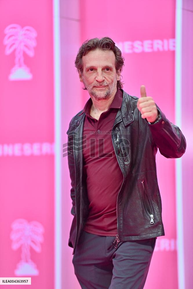 8th Canneseries - Pink Carpet