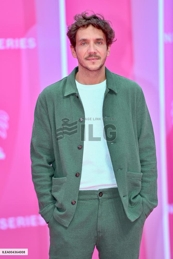 8th Canneseries - Pink Carpet