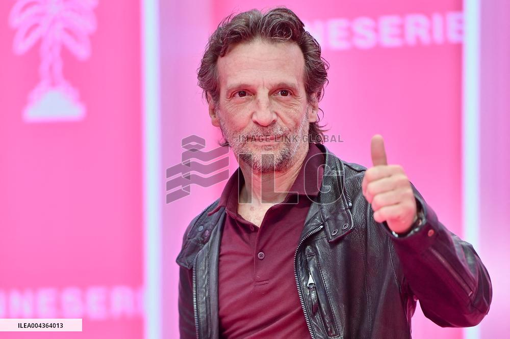8th Canneseries - Pink Carpet