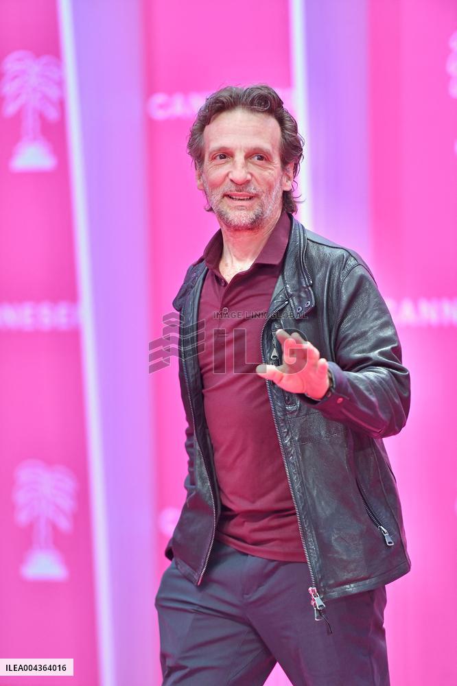 8th Canneseries - Pink Carpet