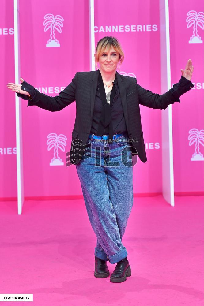 8th Canneseries - Pink Carpet