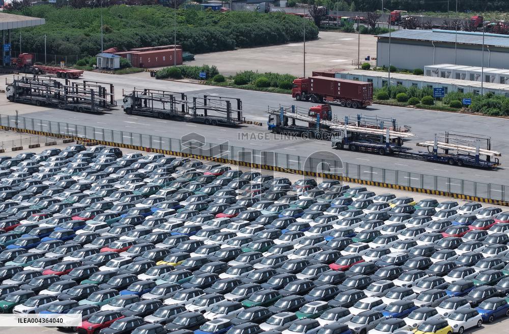 Shanghai Port EV Export
